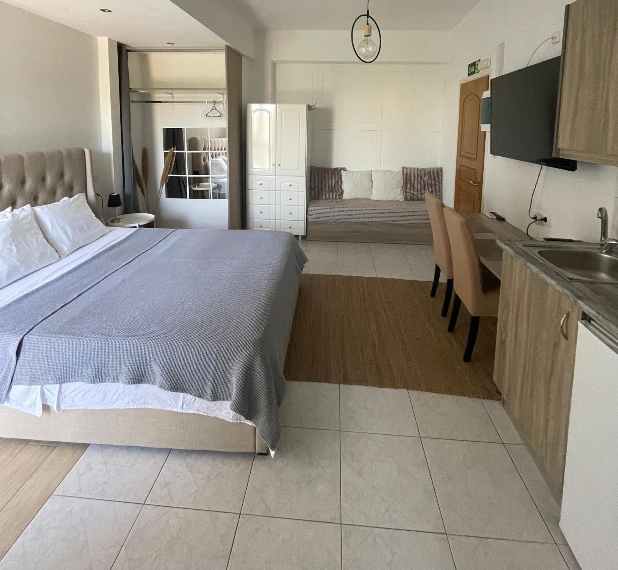 Greece Apartments Now 帕特雷 外观 照片