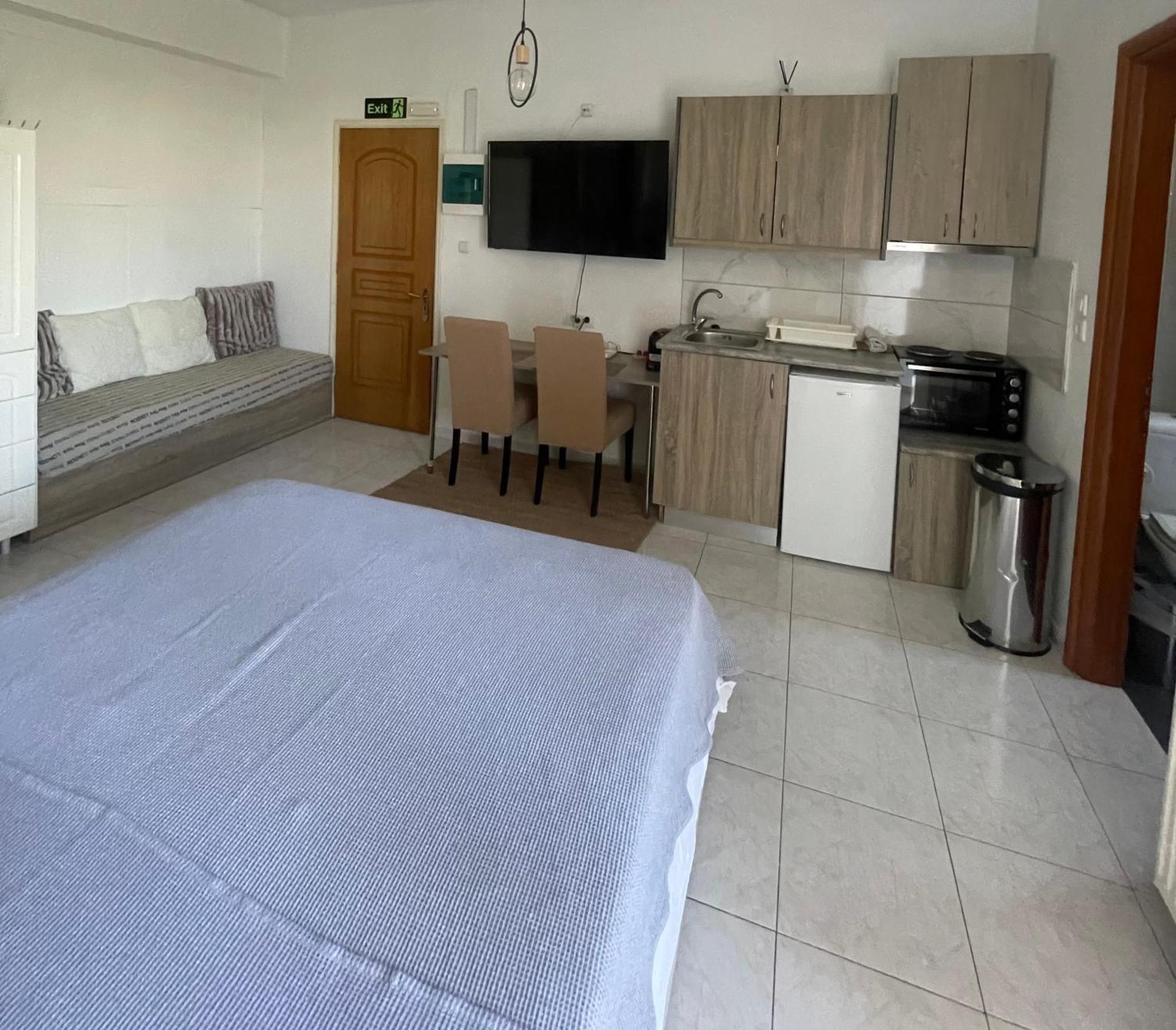 Greece Apartments Now 帕特雷 外观 照片